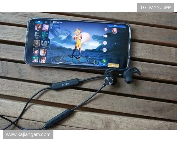 新黄金城APP兼容多平台使用，无论手机还是平板都能流畅体验高品质游戏内容